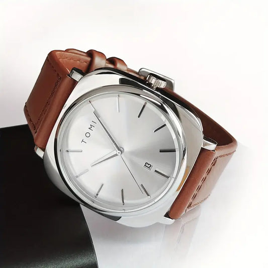 084 Watch Quartz Date Leather Strap